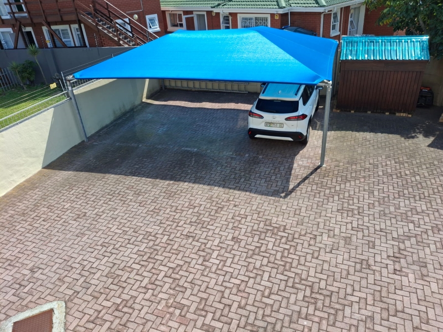 To Let 1 Bedroom Property for Rent in Summerstrand Eastern Cape